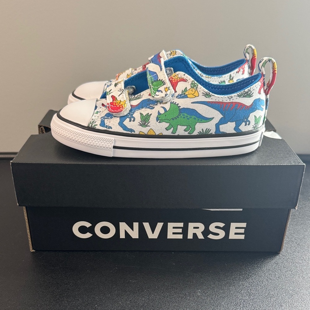 Converse White Canvas Sneakers with Colorful Dino Print Toddler Size 10 New NIB